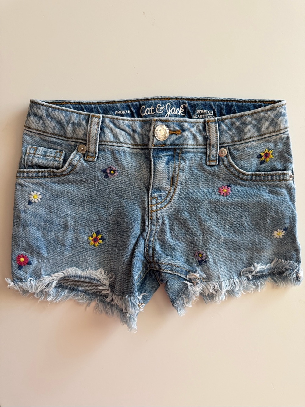 Cat & Jack Girls Toddler 4/5 Light Wash Denim Shorts with Floral Embroidery EUC